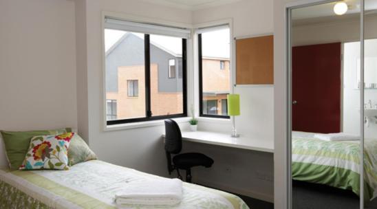 Aparthotel Macquarie Village