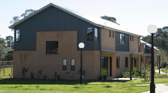 Macquarie Village Aparthotel